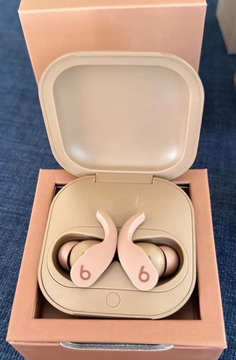 Beats Fit Pro X Kim K True Wireless Earbuds - DUNE – Beats Earbuds Airpods  Max Pro Audio